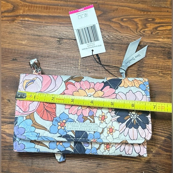 Vera Bradley Wristlet Floral‎ Smartphone Wallet Organizer Clutch NWT. - Picture 9 of 9